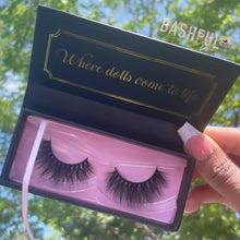 Load image into Gallery viewer, Beautiful Fluffy Mink Lashes super cute, comfortable, and bossy. This is where Dolls come to life. Bashfulwinks Affordable meets luxury
